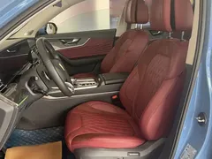 2023 Hongqi HS5 2.0T 4WD Pro, синий — фото 10