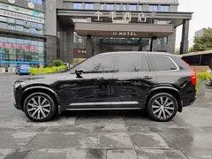 2021 Volvo XC90 B6 Luxury 7-seater, чёрный — фото 3