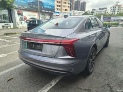 2025 Hongqi H5 PHEV 170 Super Hybrid — фото 4