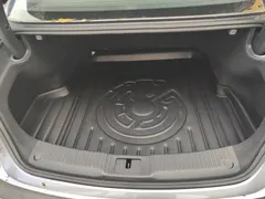 2025 Hongqi H5 PHEV 170 Super Hybrid — фото 13