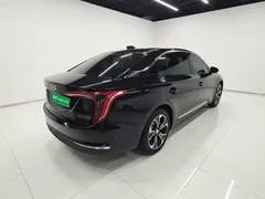 2023 Hongqi E-QM5, чёрный — фото 7