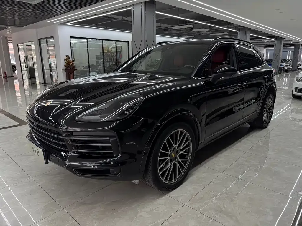 2023 Porsche Cayenne 3.0T Platinum Edition