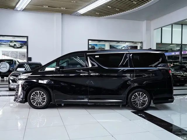 2021 Toyota Vellfire 2.5L Hybrid HV Luxury
