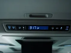 2021 Toyota Vellfire Crown Hybrid 2.5L HV Luxury, чёрный — фото 12