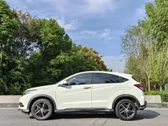 2020 Honda Vezel 220 TURBO CVT Luxury, белый — фото 3