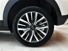 2023 Nissan Kicks 1.5L Luxury, белый — фото 13