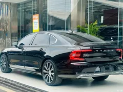 2024 Volvo S90 B5 Zhiyuan Luxury, чёрный — фото 4