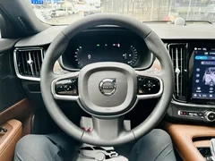 2024 Volvo S90 B5 Zhiyuan Luxury, чёрный — фото 8