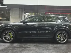 2023 Porsche Cayenne New Energy Cayenne E-Hybrid 2.0T, чёрный — фото 9