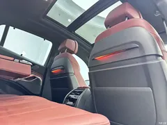 2022 BMW X6 modified xDrive40i exclusive M sports package, белый — фото 15
