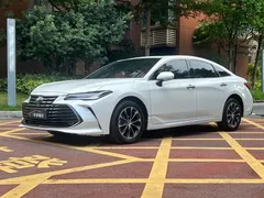 2022 Toyota Avalon 2.0L Luxury, белый — фото 1