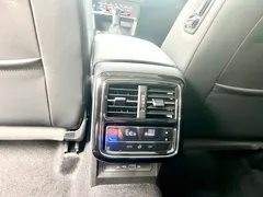 2022 Volkswagen Passat 430PHEV Luxury — фото 14