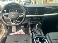 2022 Volkswagen Passat 430PHEV Luxury — фото 15