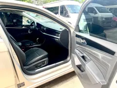 2022 Volkswagen Passat 430PHEV Luxury — фото 21