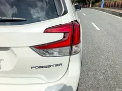 2021 Subaru Forester 2.0i Luxury EyeSight, белый — фото 16