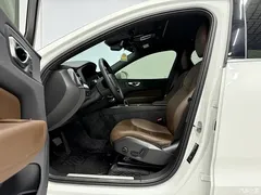 2024 Volvo XC60 B5 4WD Zhiyi Luxury, белый — фото 9