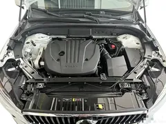 2024 Volvo XC60 B5 4WD Zhiyi Luxury, белый — фото 14