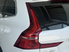 2024 Volvo XC60 B5 4WD Zhiyi Luxury, белый — фото 15