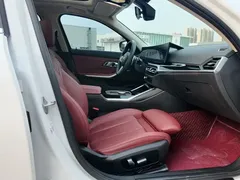 2023 BMW 3 Series 3 320Li M, белый — фото 12