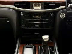 2017 Lexus LX 570 Peak Special Limited Edition, чёрный — фото 9