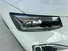 2022 Audi Q2L 35 TFSI, белый — фото 11