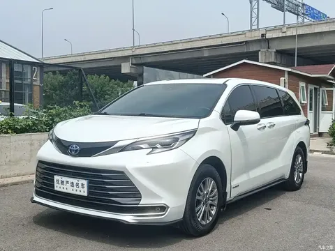 Toyota Sienna 2021