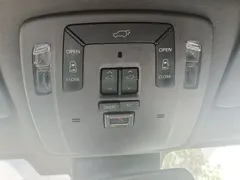 2021 Toyota Sienna 2.5L Hybrid Premium — фото 29