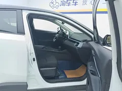 2021 Toyota IZOA 2.0L, белый — фото 8