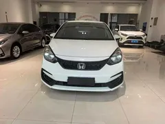 2021 Honda Fit 1.5L CVT, белый — фото 2