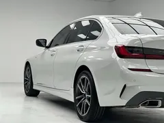 2022 BMW 3 Series 3 320Li M, белый — фото 8