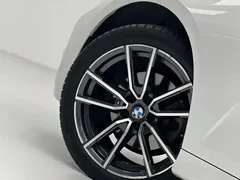 2022 BMW 3 Series 3 320Li M, белый — фото 10