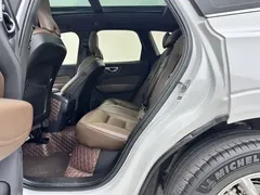 2021 Volvo XC60 T5 4WD Luxury, белый — фото 15