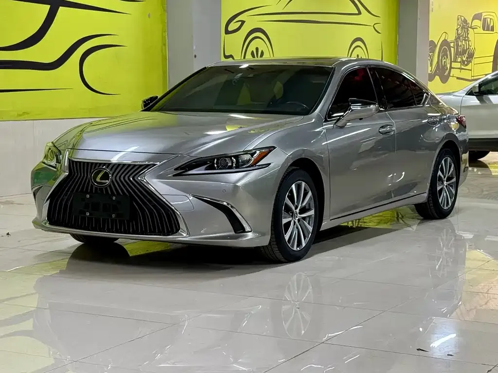 2021 Lexus ES 200 Excellence