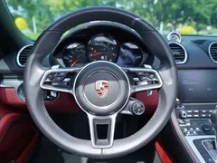 2022 Porsche 718 Boxster 2.0T — фото 10