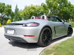 2022 Porsche 718 Boxster 2.0T — фото 14