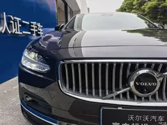 2022 Volvo S90 B5 Luxury — фото 4