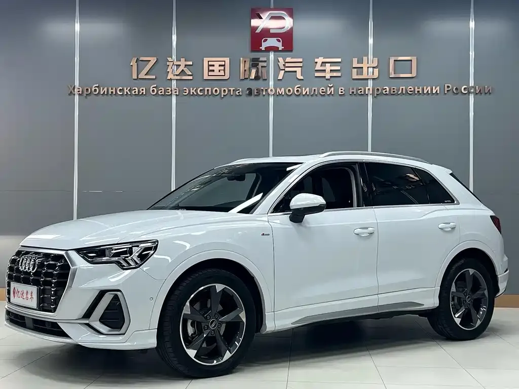 2022 Audi Q3 35 TFSI Fashion Dynamic