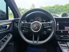 2022 Porsche Macan S 2.9T — фото 13