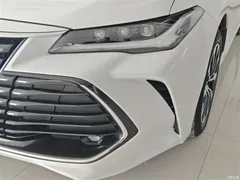 2023 Toyota Avalon 2.0L Luxury — фото 3