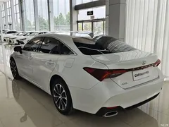 2023 Toyota Avalon 2.0L Luxury — фото 14