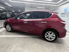 2023 Nissan Tiida 1.6L CVT — фото 5