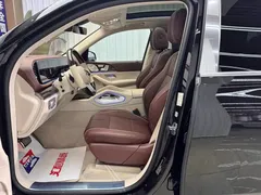 2021 Mercedes-Benz Maybach GLS 600 4MATIC, чёрный — фото 6