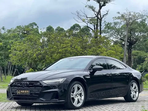 2022 Audi A7L 45 TFSI quattro S-line