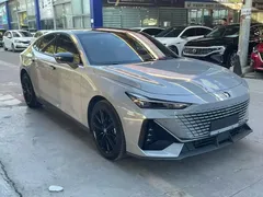 2022 Changan UNI-V 1.5T — фото 3