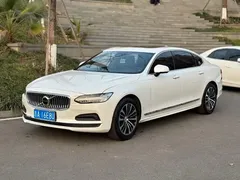 2023 Volvo S90, белый — фото 1