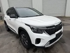 2023 Kia Seltos 1.5L CVT Luxury, белый — фото 1