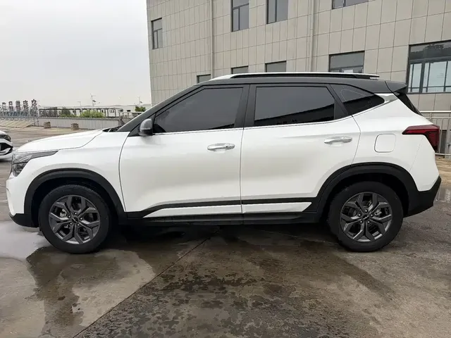 2023 Kia Seltos 1.5L CVT Luxury
