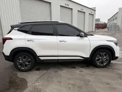 2023 Kia Seltos 1.5L CVT Luxury, белый — фото 8