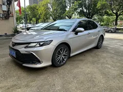 2021 Toyota Camry 2.5G Luxury — фото 1