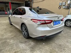 2021 Toyota Camry 2.5G Luxury — фото 4